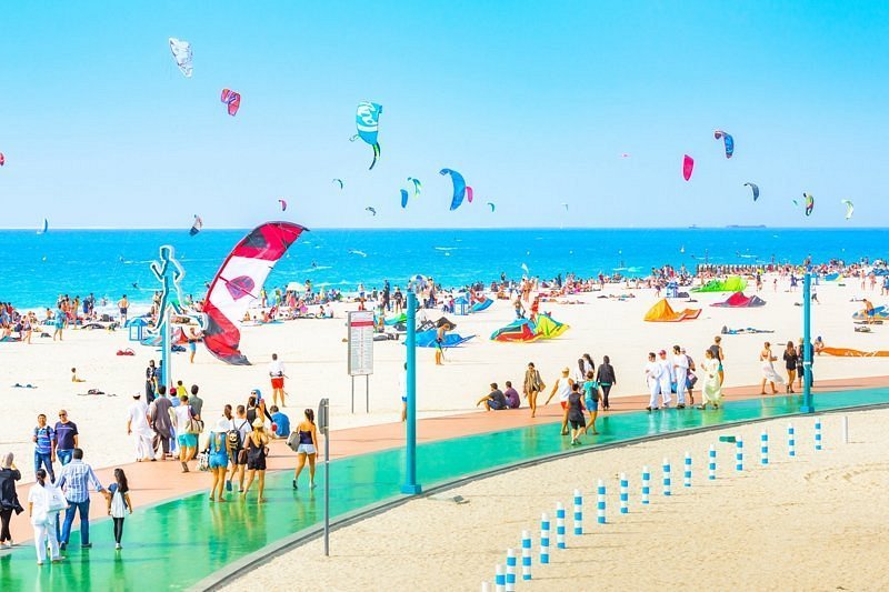 Things to do in Dubai -  kite beach 